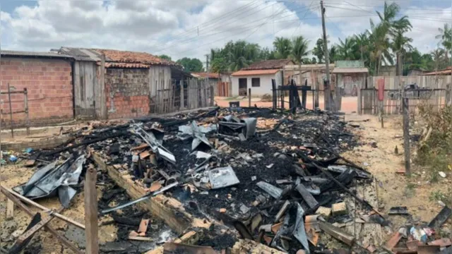 Imagem ilustrativa da notícia Pará: homem incendeia casa com ex-mulher e cinco filhos dentro 
