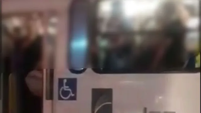 Imagem ilustrativa da notícia Homem é espancado ao mostrar e esfregar o pênis em criança dentro de ônibus