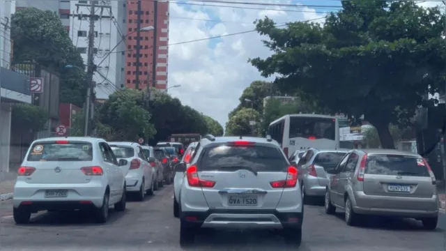 Imagem ilustrativa da notícia Tarde começa com trânsito congestionado em vias de São Brás