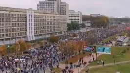 Milhares foram às ruas em mais um dia de protesto contra a ditadura de Lukachenko