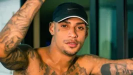 Após o vazamento do nude, o rapper ainda surpreendeu os seguidores com um vídeo ousado