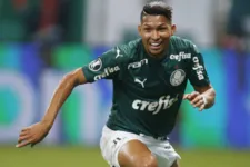 Imagem ilustrativa da notícia Com gol de Rony, Palmeiras goleia e tem melhor campanha na Libertadores