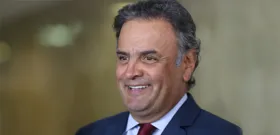 Para Aécio, quem não quiser se vacinar será comparado a quem não cumpre obrigações eleitorais