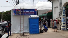 Imagem ilustrativa da notícia Casas Bahia instala tenda e banheiro impedindo passagem de pedestres em Belém