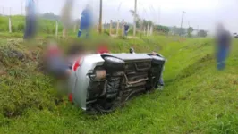 O motorista de um dos veículos atropelou dois romeiros e capotou. A colisão ocorreu horas depois de outro acidente.