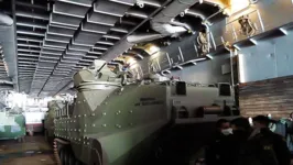 Imagem ilustrativa da notícia Marinha
faz exercício militar em Belém com carros anfíbios e caças
