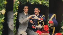 Recentemente, o artista protagonizou a primeira cena de beijo gay em uma novela das 18h da TV Globo
