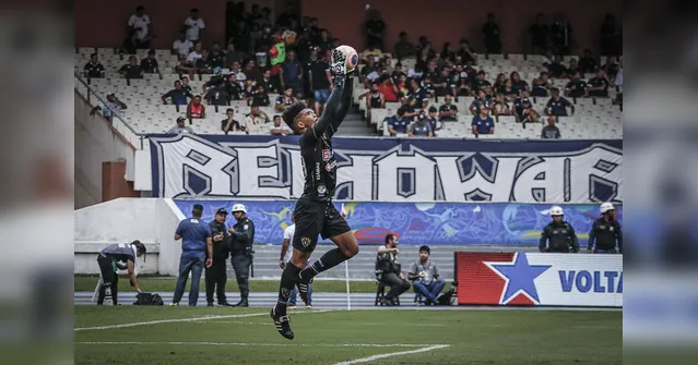 Imagem ilustrativa da notícia 'Pensamento é vencer', diz goleiro bicolor após tropeços em casa
