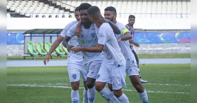 Imagem ilustrativa da notícia Jogadores do Paysandu são alvos de racismo na saída da Curuzu
