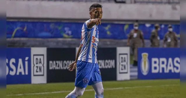 Imagem ilustrativa da notícia Atacante quer manter boa fase de gols com a camisa bicolor