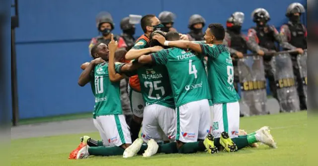 Imagem ilustrativa da notícia Resultado
puxa Papão para beira da zona na Série C