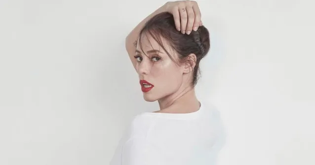 Imagem ilustrativa da notícia Paolla Oliveira enlouquece fãs ao mostrar o bumbum