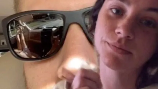 Imagem ilustrativa da notícia Mulher descobre traição de namorado pelo reflexo dos óculos, veja o vídeo!