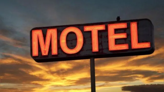 Imagem ilustrativa da notícia Homem passa mal e morre durante ato sexual em quarto de motel