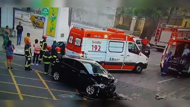 Imagem ilustrativa da notícia Acidente entre dois carros deixa ao menos um ferido em Belém