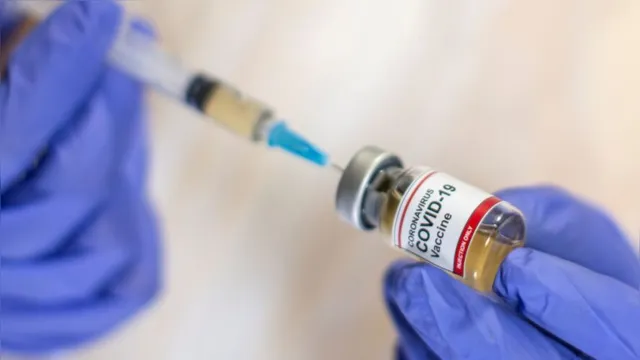 Imagem ilustrativa da notícia Vacina da AstraZeneca contra a Covid-19 é promissora em idosos, revela estudo