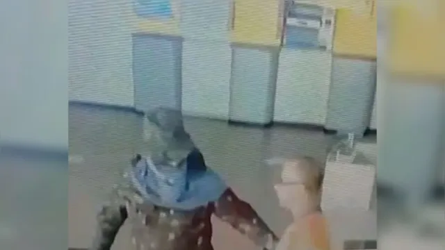 Imagem ilustrativa da notícia Vídeo mostra ação de criminosos dentro de agência bancária em Cametá. Assista