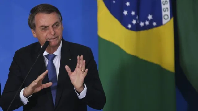 Imagem ilustrativa da notícia Bolsonaro anuncia reabertura de fronteiras entre Brasil e Paraguai