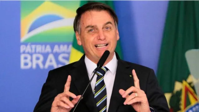 Imagem ilustrativa da notícia Bolsonaro quer acabar com aumento real de piso salarial de professor