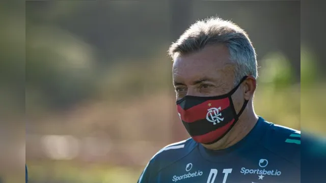 Imagem ilustrativa da notícia Após sofrer goleadas, Domènec Torrent é demitido do Flamengo