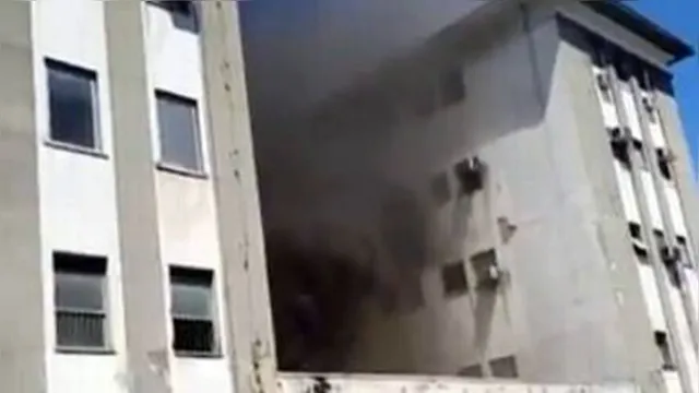 Imagem ilustrativa da notícia Incêndio atinge hospital público do Rio de Janeiro; veja o vídeo!