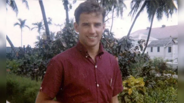 Imagem ilustrativa da notícia Joe Biden jovem é descoberto em fotos e internautas elogiam