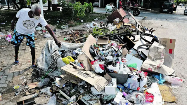 Imagem ilustrativa da notícia Moradores da Pedreira sofrem com o acúmulo de lixo pelas
ruas do bairro