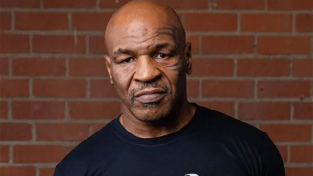Imagem ilustrativa da notícia Mike
Tyson revela que fumou maconha antes de luta exibição