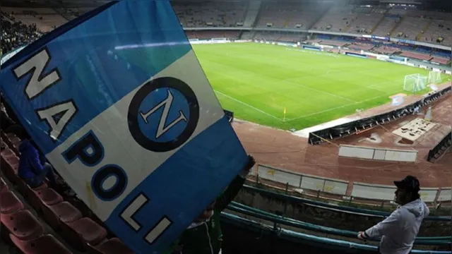 Imagem ilustrativa da notícia Estádio do Napoli muda de nome e homenageia Maradona após sua morte