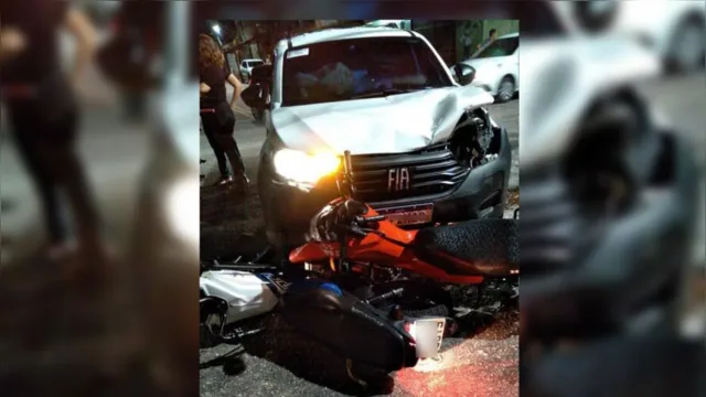 Imagem ilustrativa da notícia Motorista
é preso após atropelar motoboy no bairro da Pedreira