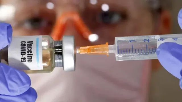 Imagem ilustrativa da notícia Anvisa pode liberar vacina da Pfizer em 3 dias por causa da autorização nos EUA
