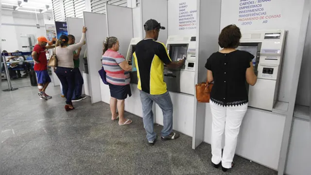 Imagem ilustrativa da notícia Governo
do Pará paga segunda parcela do 13º salário de servidores ainda em novembro