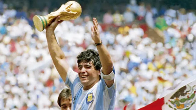 Imagem ilustrativa da notícia Dupla Re-Pa homenageia Diego Maradona na web