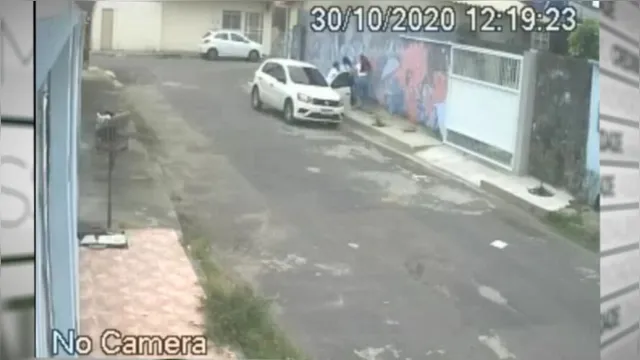 Imagem ilustrativa da notícia Homem ataca mulheres e tenta sequestrá-las na Cidade Nova; assista! 