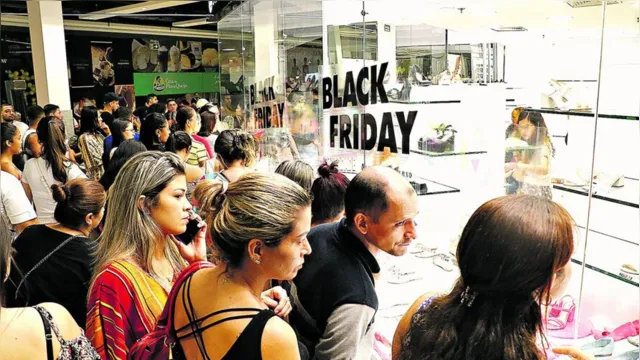 Imagem ilustrativa da notícia Sesma informa que aulas em Belém retornam no dia 1º e horários serão restritos na Black Friday