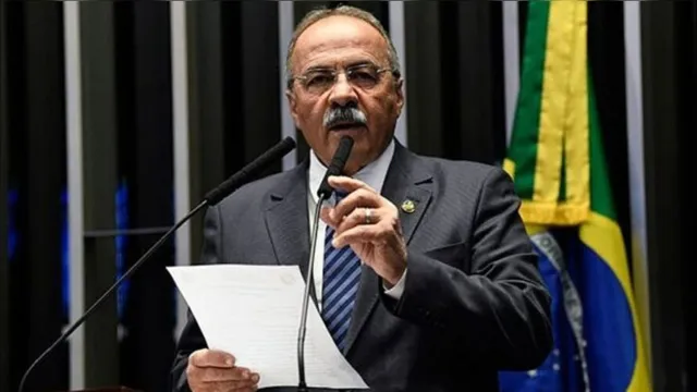 Imagem ilustrativa da notícia PF acha dinheiro entre nádegas de vice-líder do governo Bolsonaro, diz revista