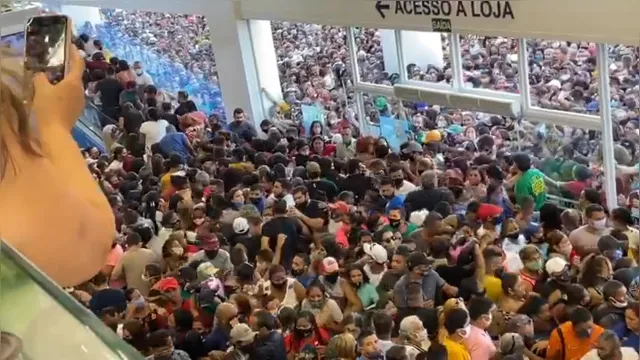 Imagem ilustrativa da notícia Imagens da inauguração da Havan em Belém chocam com a superlotação