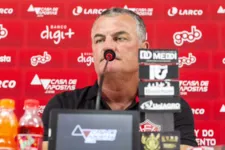 Mazola não resistiu a derrota de 3 a 0 para o CSA.
