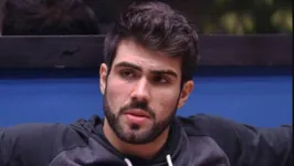 Imagem ilustrativa da notícia Arthur Aguiar é dispensado de novela e Laham substitui
