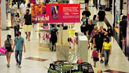 Com o movimento maior no final de semana, lojistas esperam fluxo grande de pessoas nos shoppings até quinta-feira