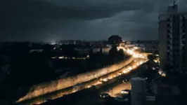 Imagem ilustrativa da notícia Falta de energia e semáforos apagados causam caos no trânsito da Região Metropolitana de Belém