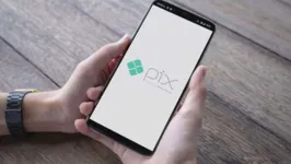 Imagem ilustrativa da notícia Conta
de celular também poderá ser paga com PIX