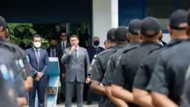 Imagem ilustrativa da notícia Irritado com investigação contra Flávio, Bolsonaro volta a atacar a imprensa
