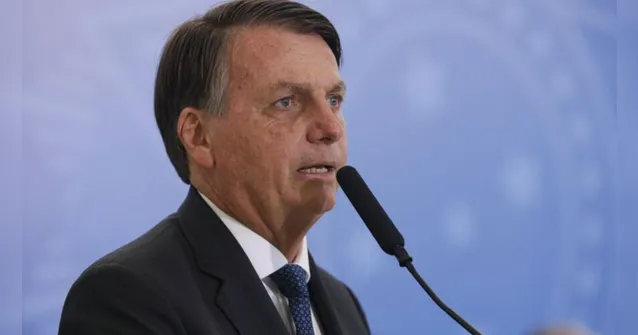Imagem ilustrativa da notícia Bolsonaro diz que Brasil é referência no combate à Covid
mesmo com quase 200 mil mortes