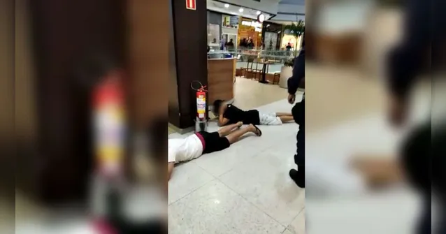 Imagem ilustrativa da notícia Jovens abordados e filmados durante confusão no Pátio Belém fazem denúncia