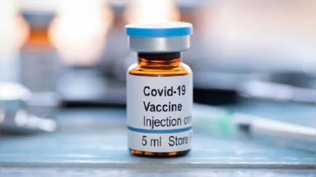 Imagem ilustrativa da notícia Fiocruz pede à Anvisa aprovação de uso emergencial de vacina de Oxford contra a Covid-19