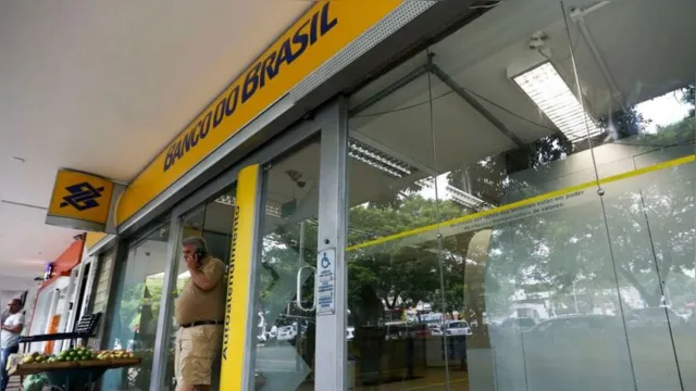 Imagem ilustrativa da notícia Banco do Brasil vai fechar 361 unidades e demitir até 5 mil pessoas
