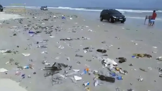 Imagem ilustrativa da notícia Lixo toma conta da praia do Atalaia em Salinópolis; veja o vídeo!