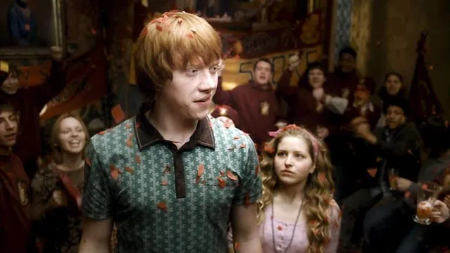 Imagem ilustrativa da notícia Filho de 3 meses de estrela de Harry Potter é internado com covid-19