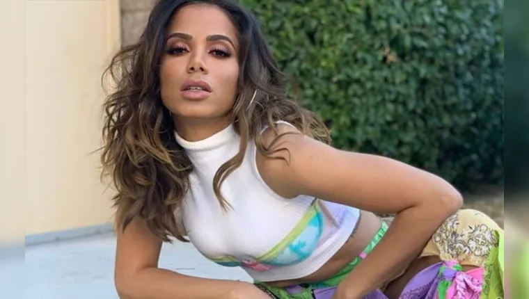 Imagem ilustrativa da notícia Anitta rebate críticas por elogiar o SUS; 'não nasci em berço de ouro'